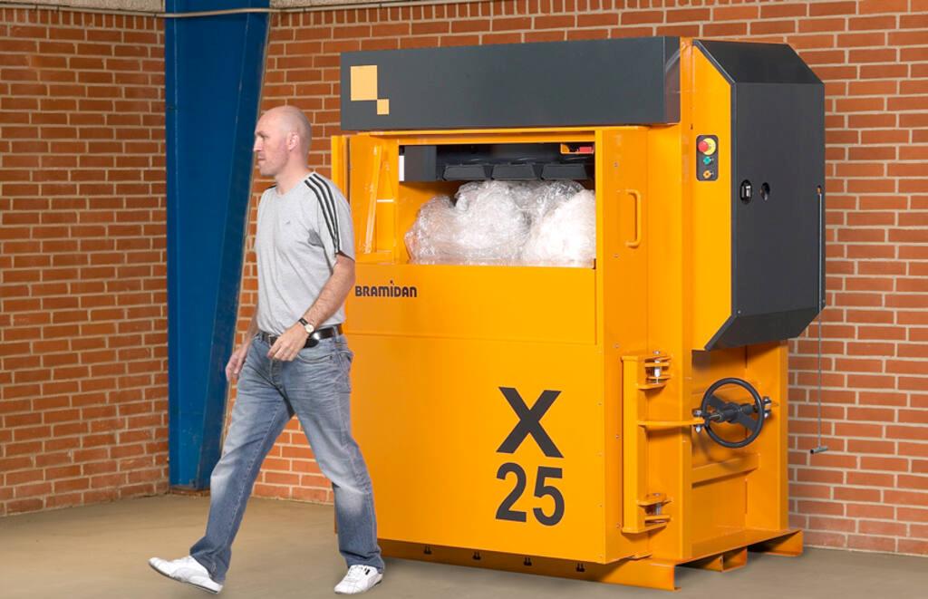 Automatisk d&oslash;r