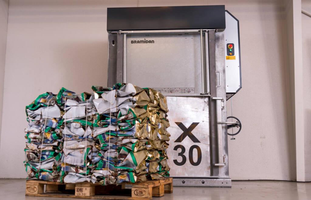 Galvanisert ballepresse